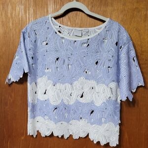 Oc Blue And White Stripe Top With Lace Size Medium (41)